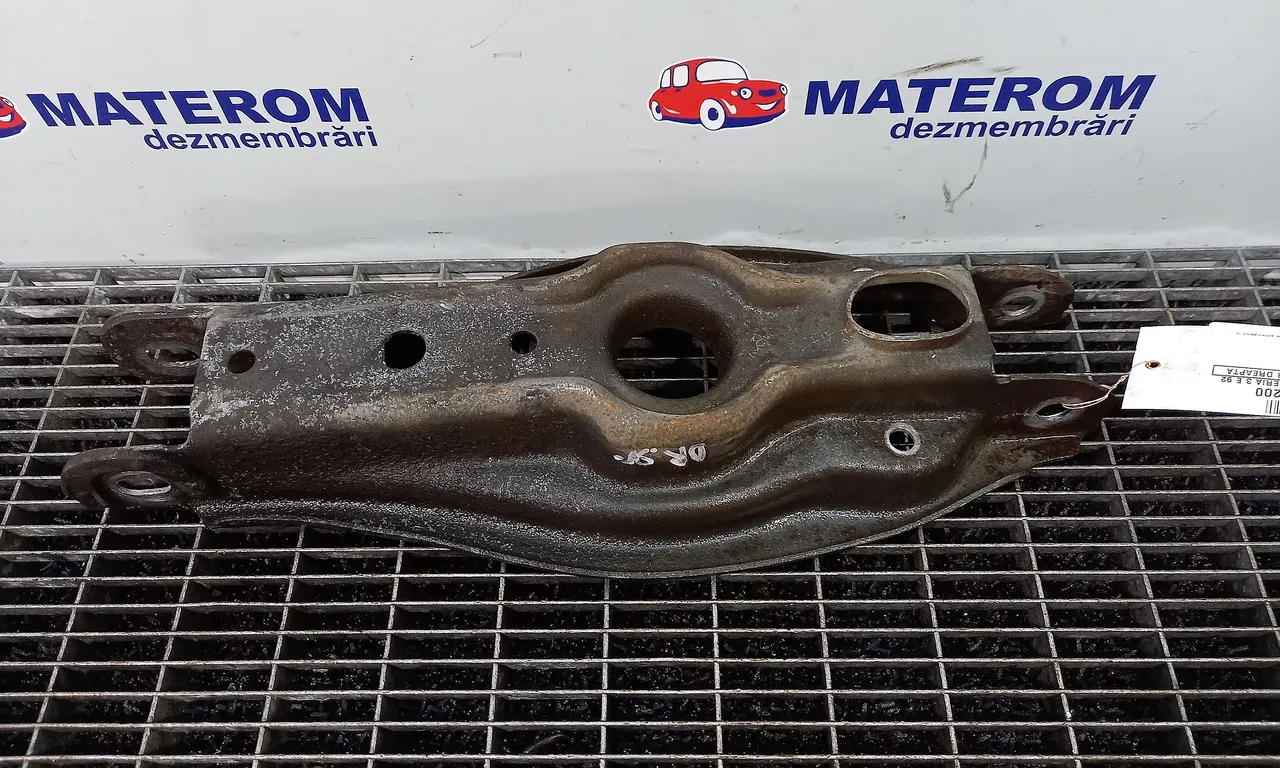 BRAT SPATE INFERIOR DREAPTA BMW 3 2005-2013