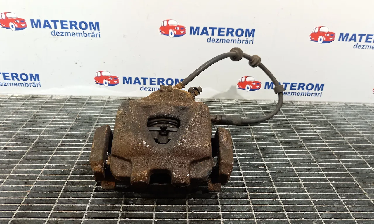 ETRIER FATA DREAPTA BMW 3 2005-2013