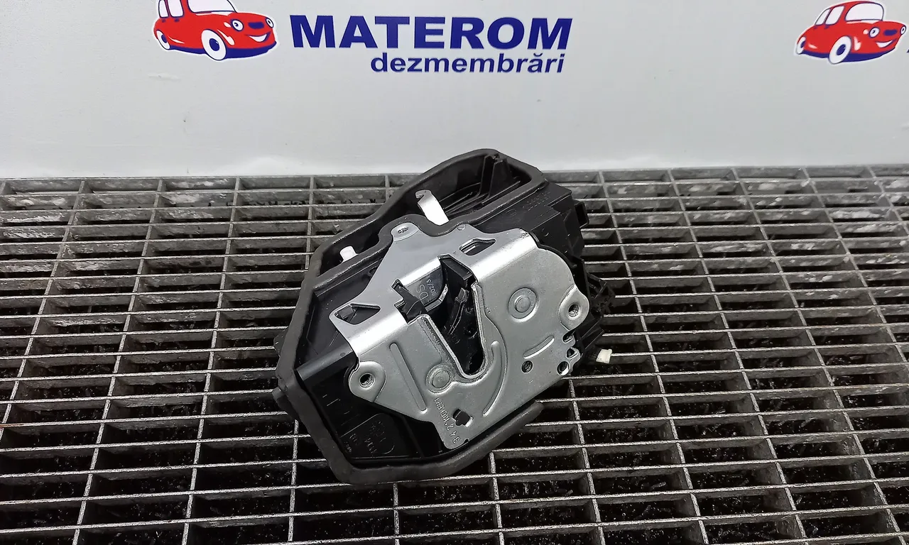 INCUIETOARE USA FATA STANGA BMW 3 2011-2018