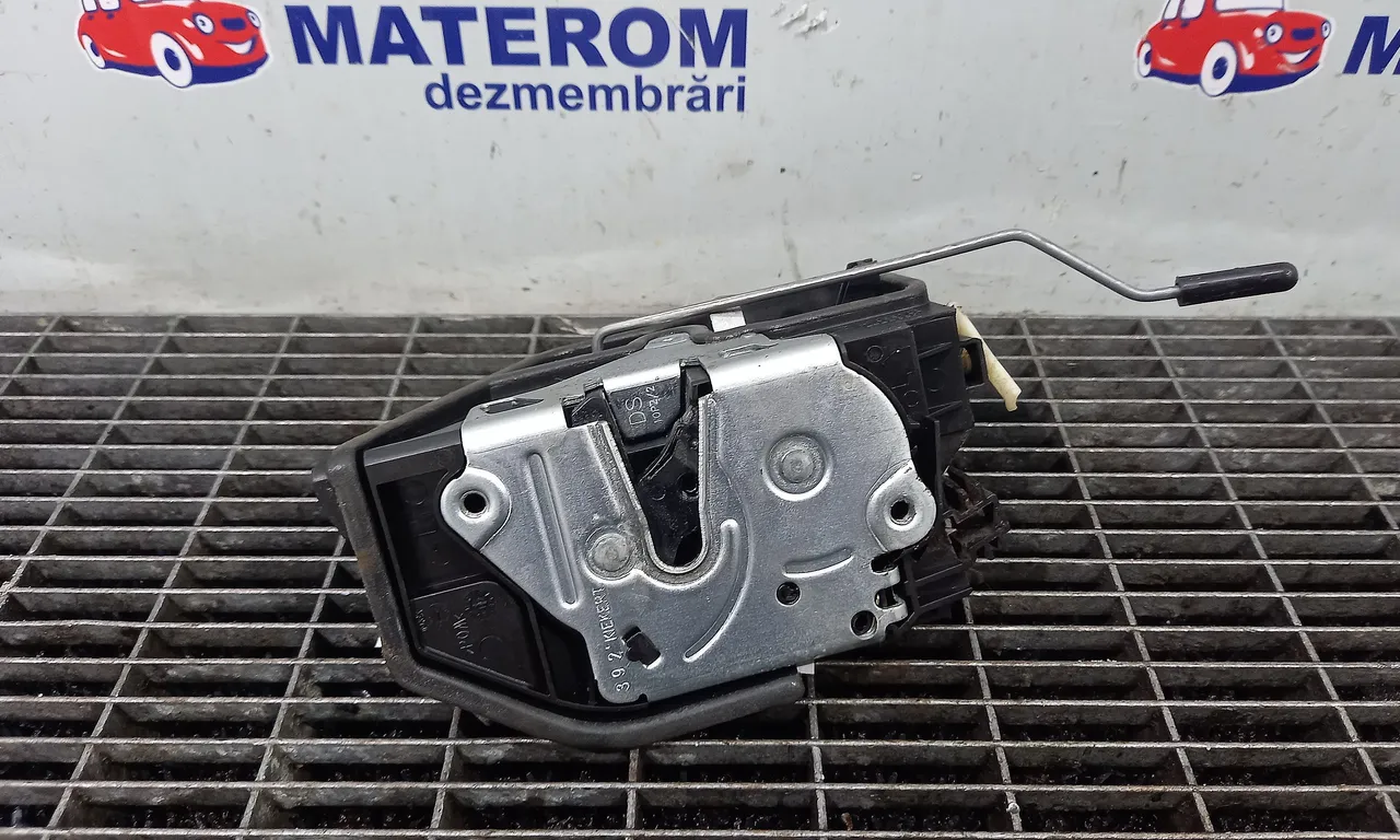 INCUIETOARE USA FATA STANGA BMW 3 2011-2018