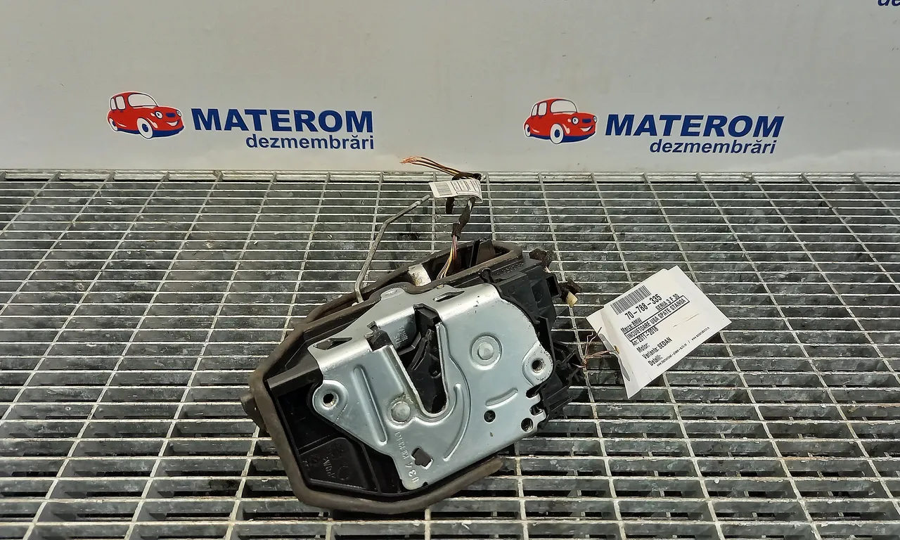 INCUIETOARE USA SPATE STANGA BMW 3 2011-2018