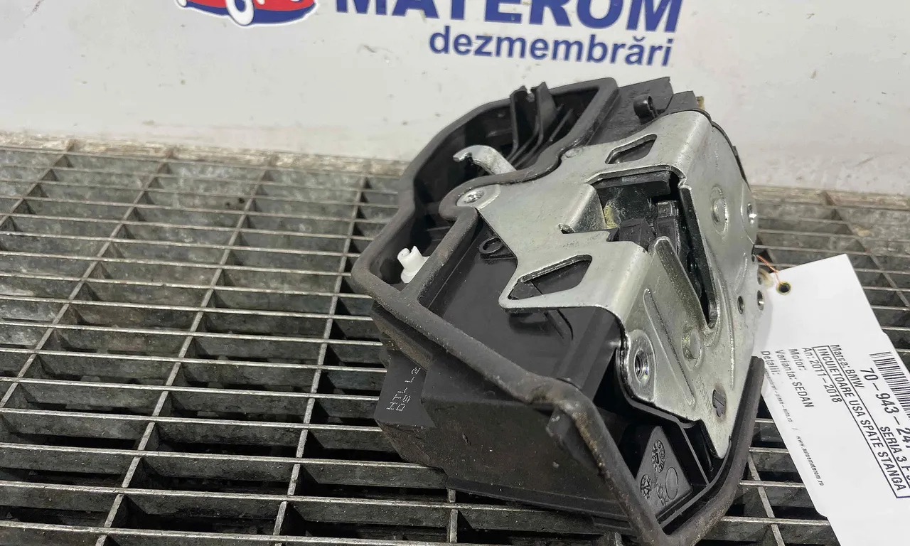 INCUIETOARE USA SPATE STANGA BMW 3 2011-2018