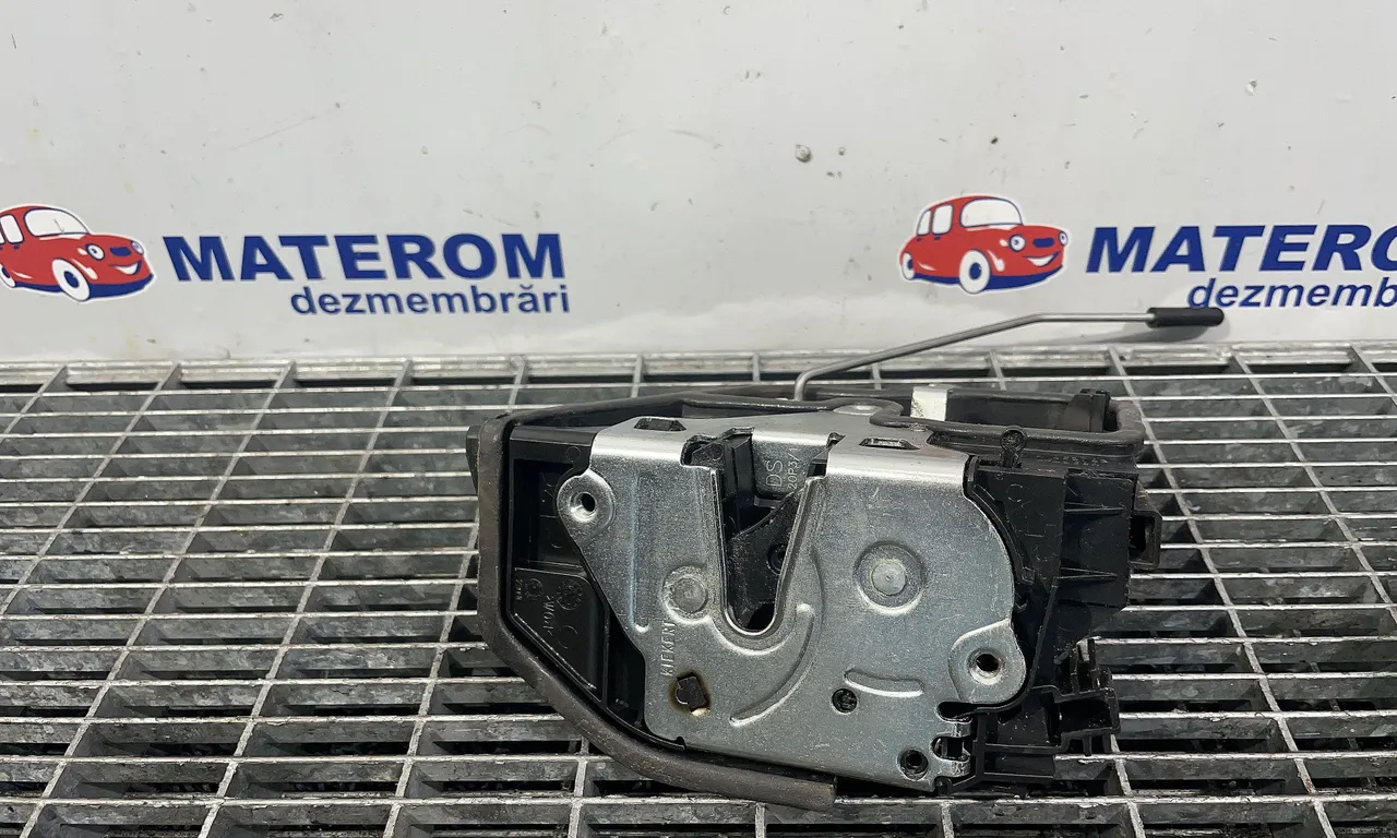 INCUIETOARE USA SPATE STANGA BMW 3 2011-2018