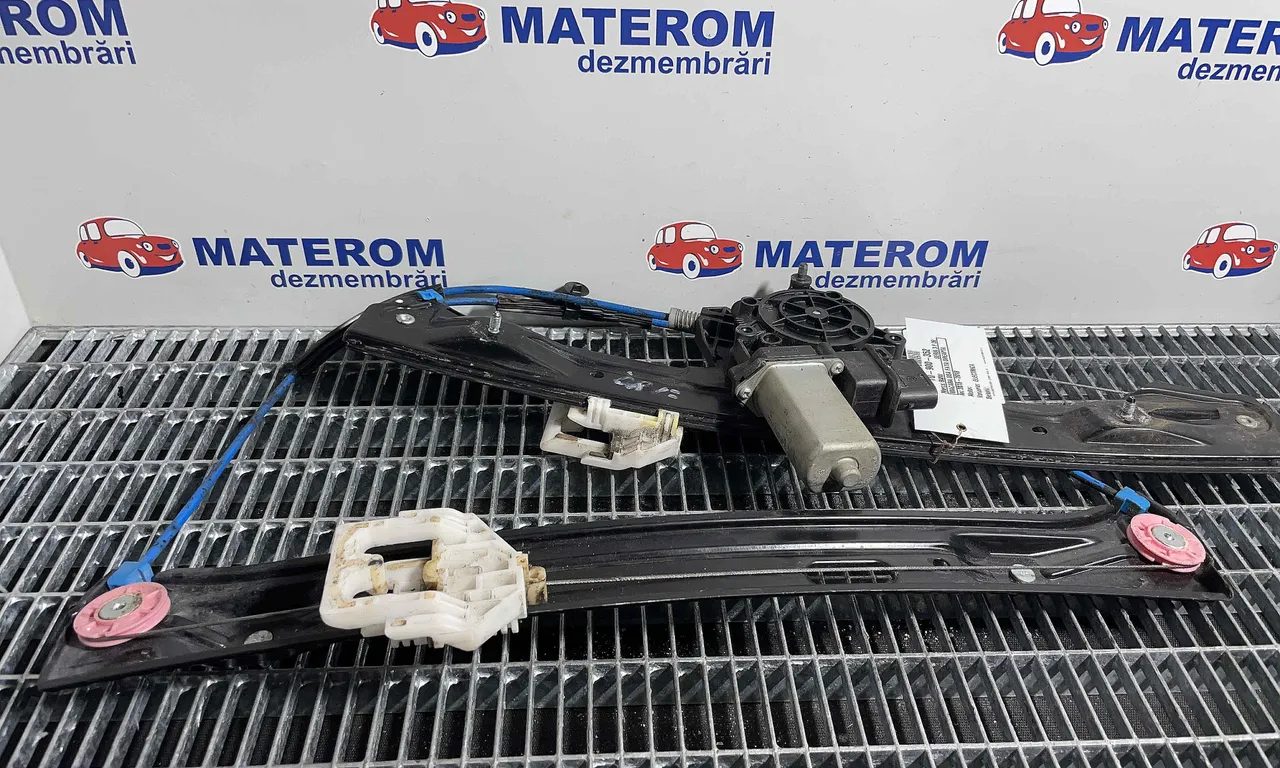 MACARA USA FATA DREAPTA BMW 3 2011-2018