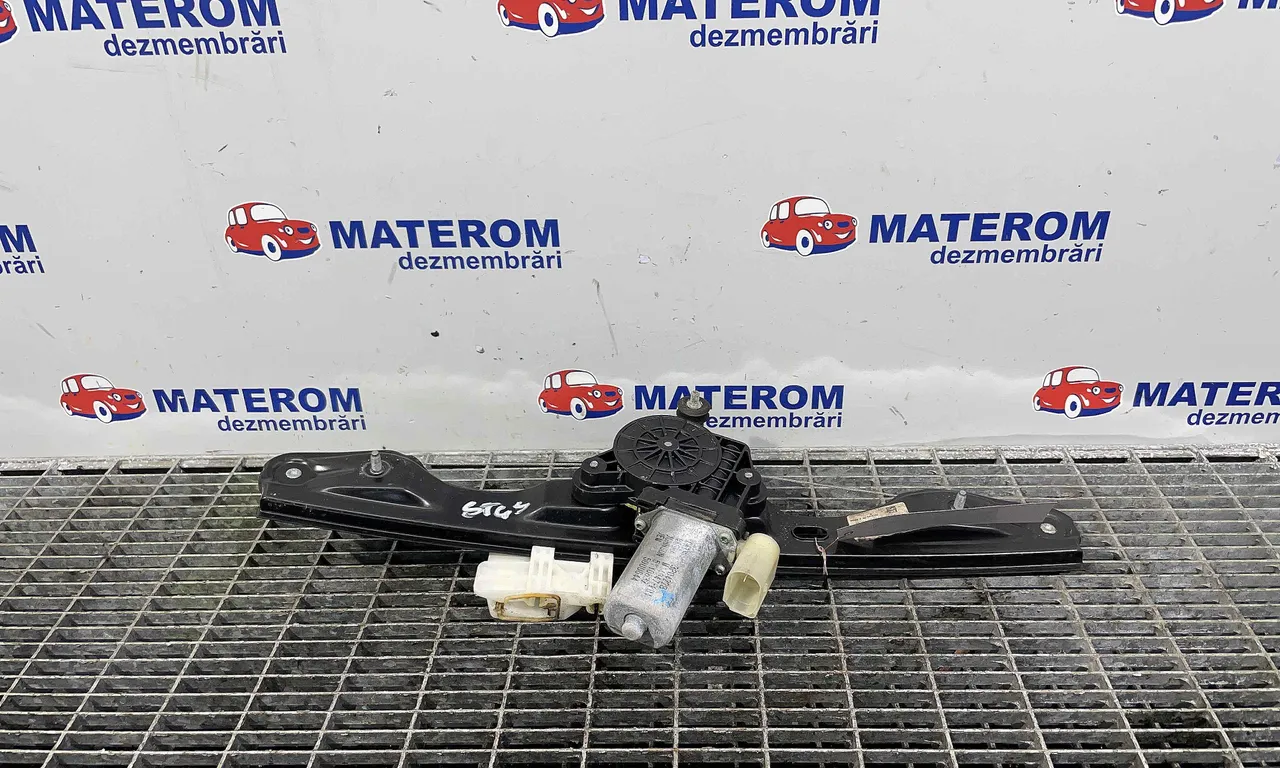 MACARA USA SPATE STANGA BMW 3 2011-2018