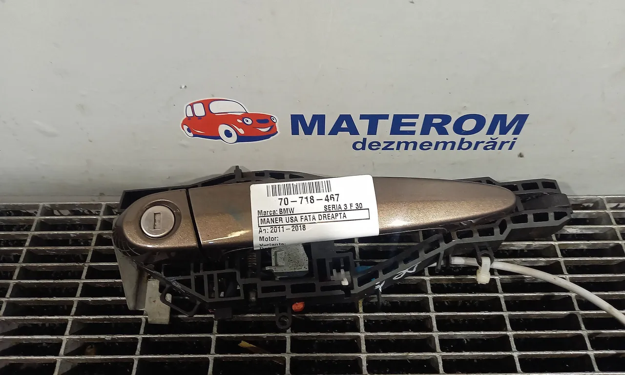 MANER USA FATA DREAPTA BMW 3 2011-2018
