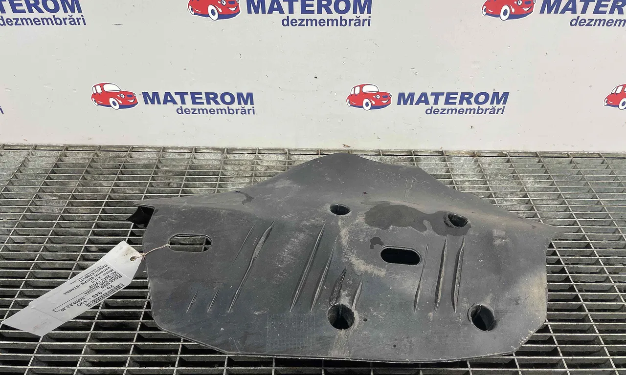 SCUT SUB MASINA BMW 3 2011-2018