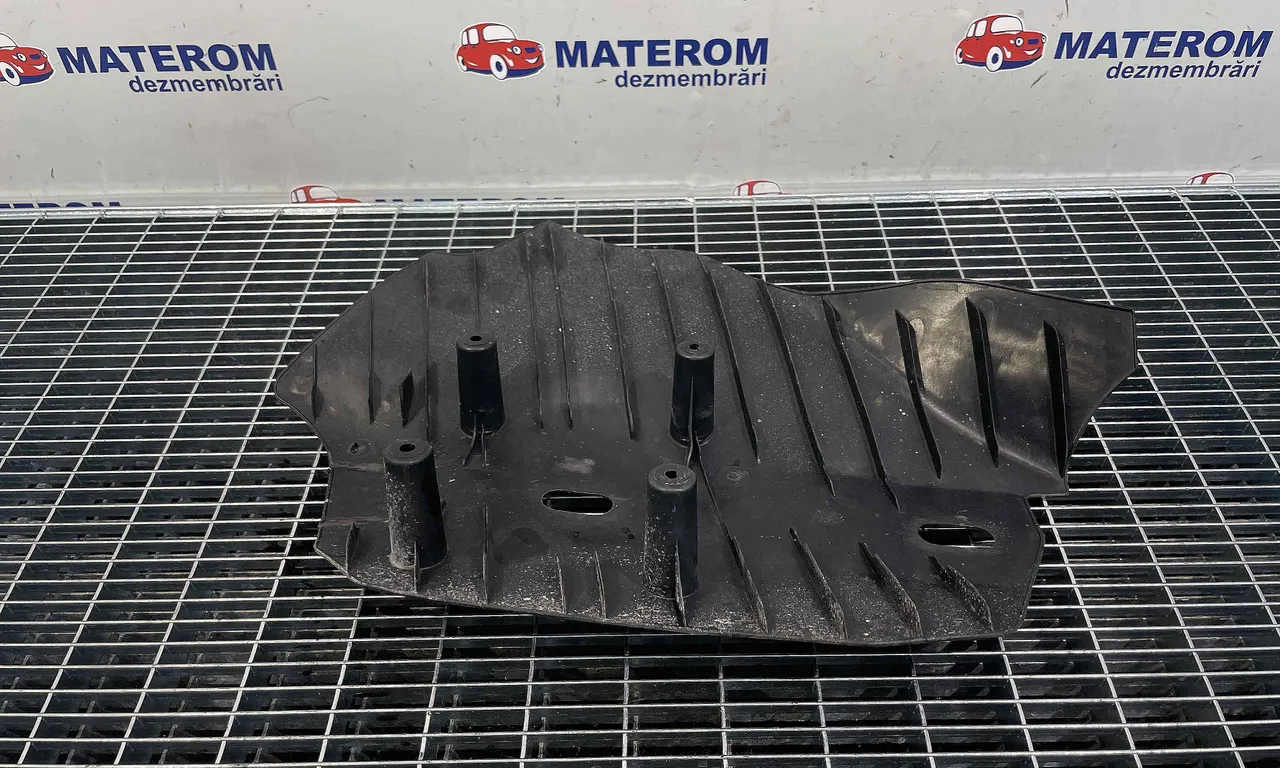 SCUT SUB MASINA BMW 3 2011-2018