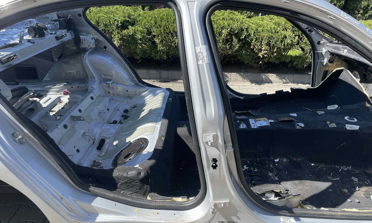 STALP MIJLOC DREAPTA BMW 3 2011-2018