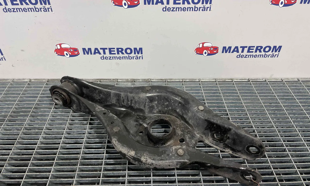 BRAT SPATE INFERIOR DREAPTA BMW 3 2011-2018