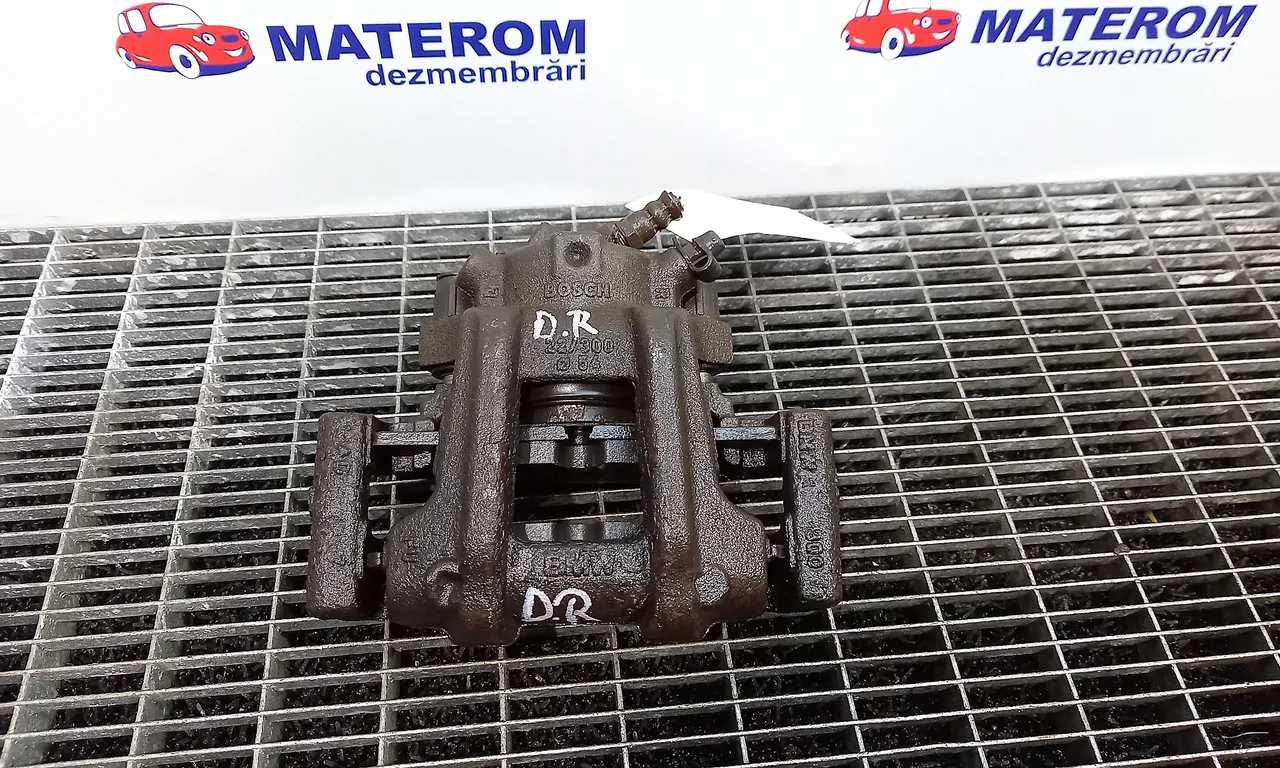 ETRIER FATA DREAPTA BMW 3 2011-2018