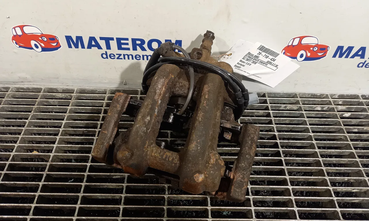 ETRIER SPATE DREAPTA BMW 3 2011-2018