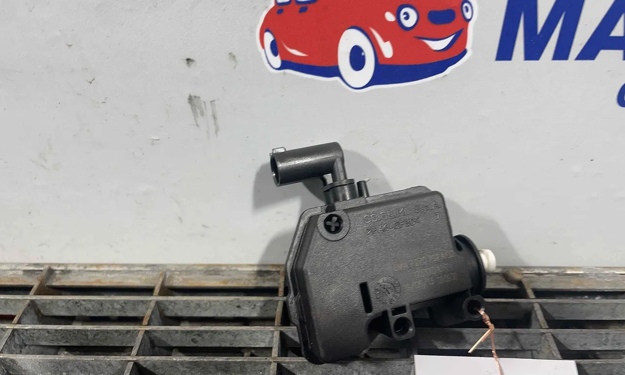 MOTORAS DESCHIDERE BMW 3 2011-2018