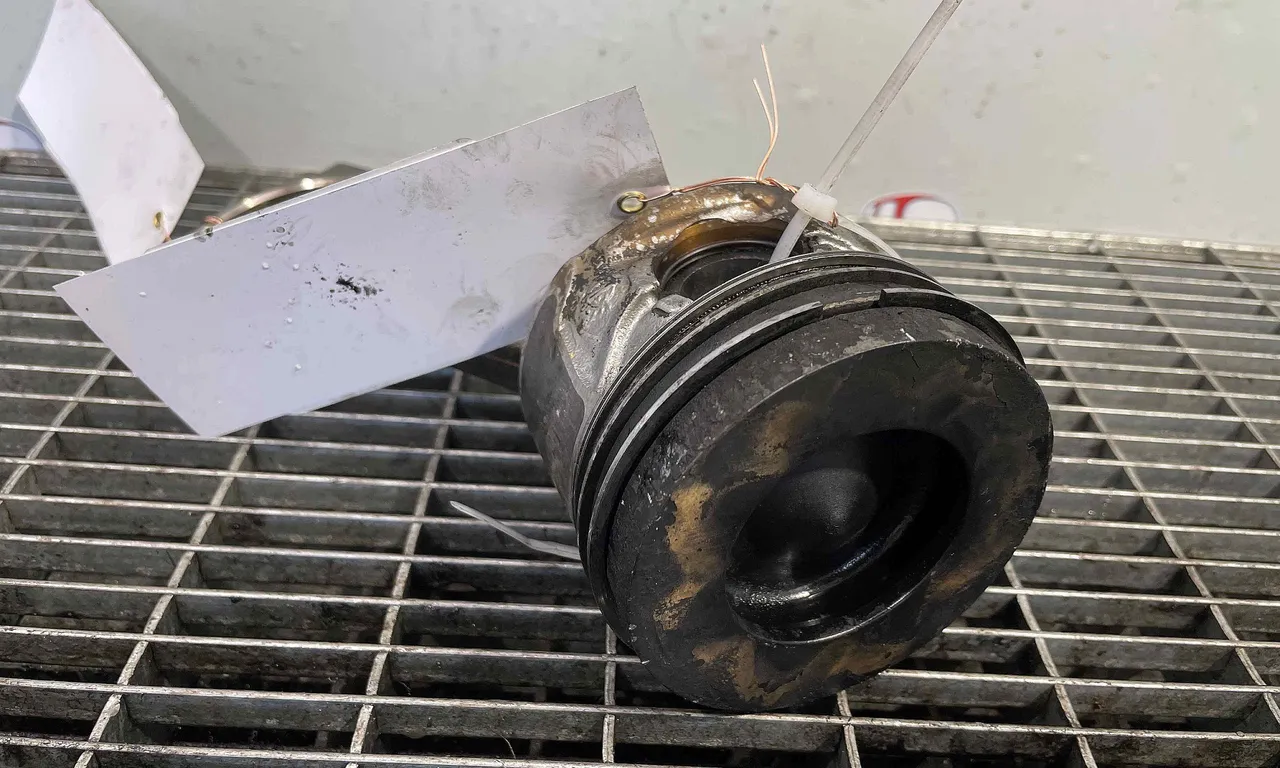 PISTON BMW 3 2011-2018