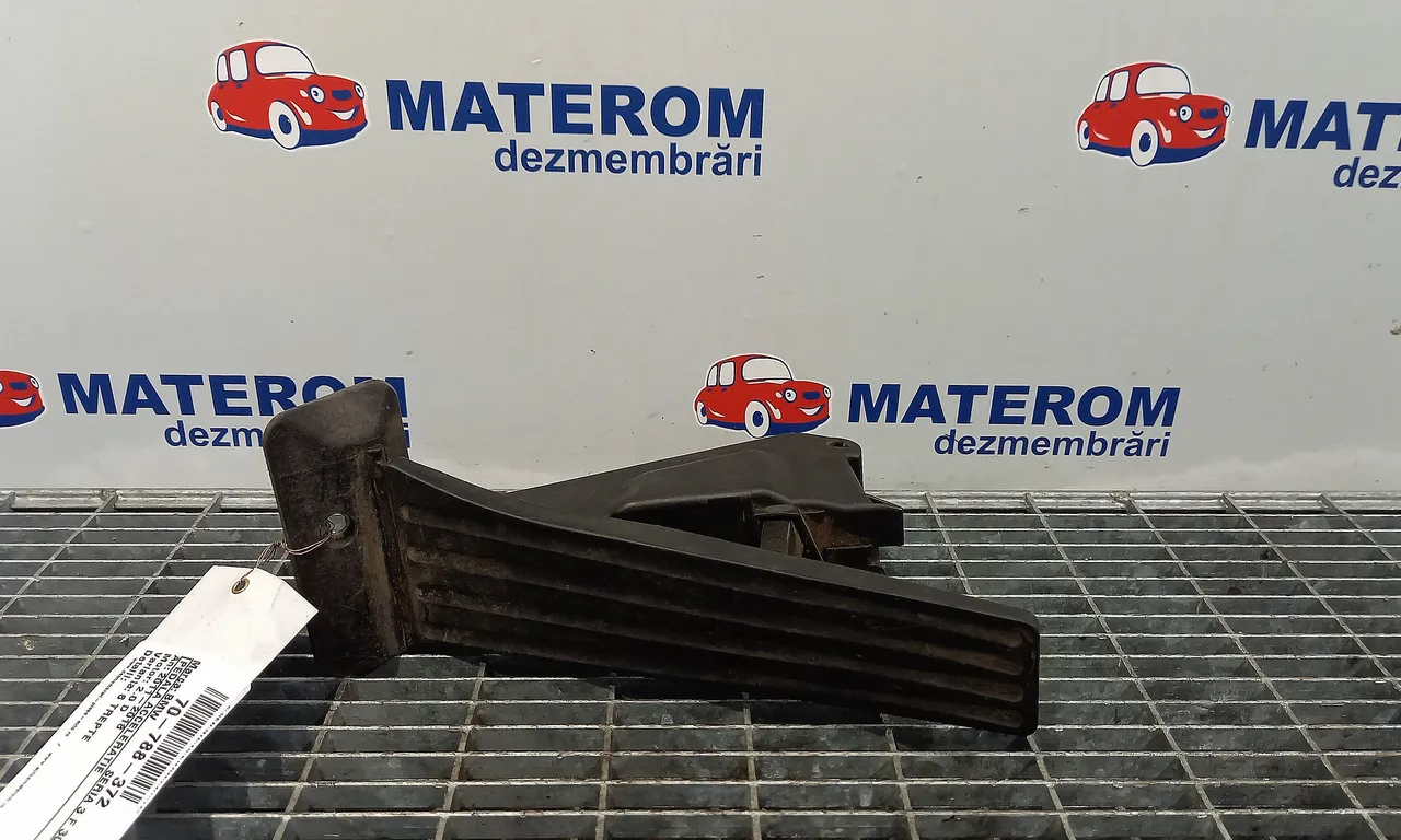 PEDALA ACCELERATIE BMW 3 2011-2018