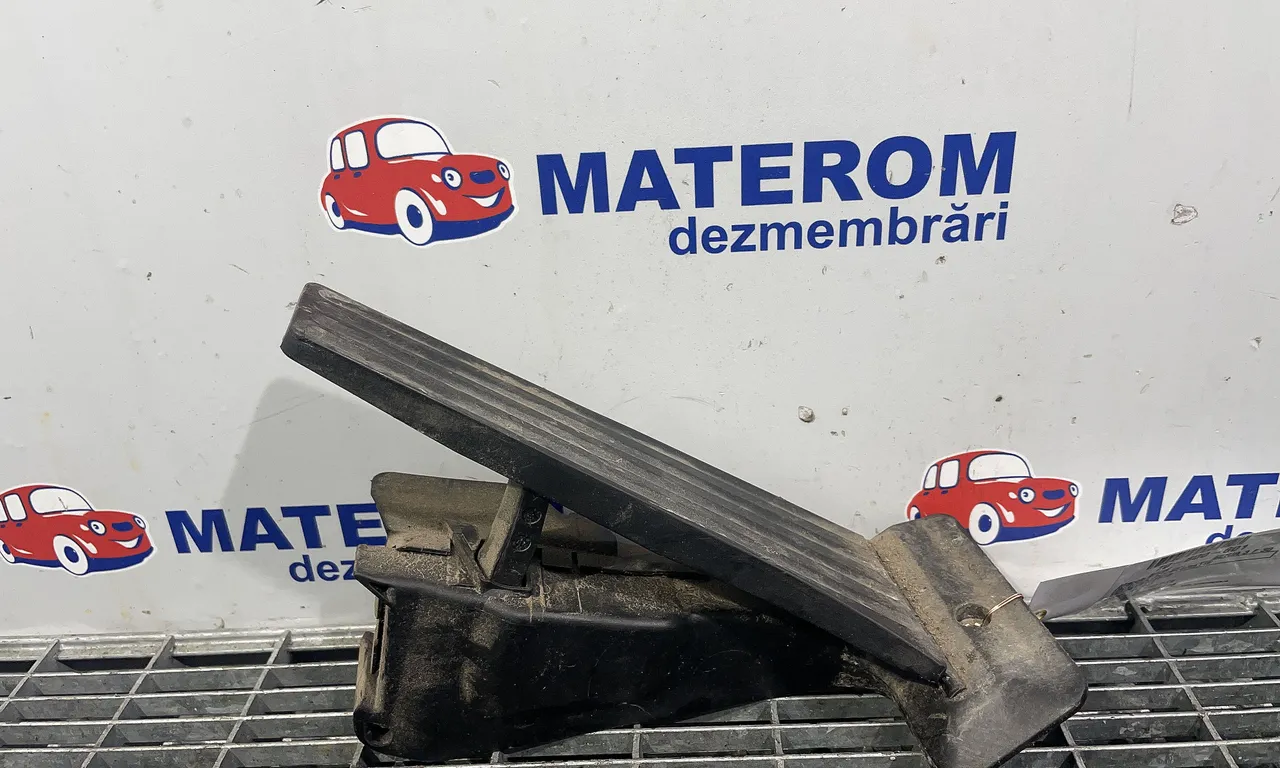 PEDALA ACCELERATIE BMW 3 2011-2018