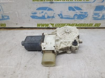 Motoras macara stanga fata