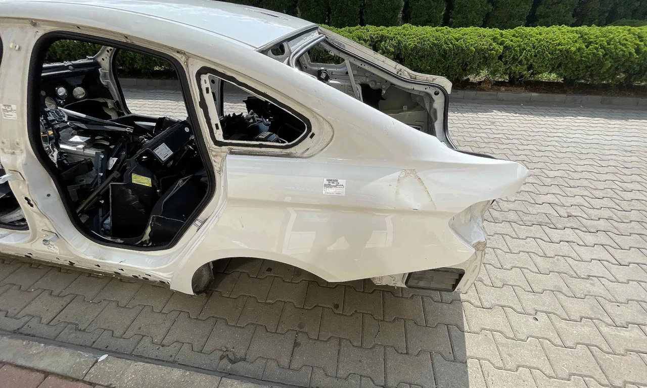 ARIPA SPATE STANGA BMW 4 Gran 2014-2021