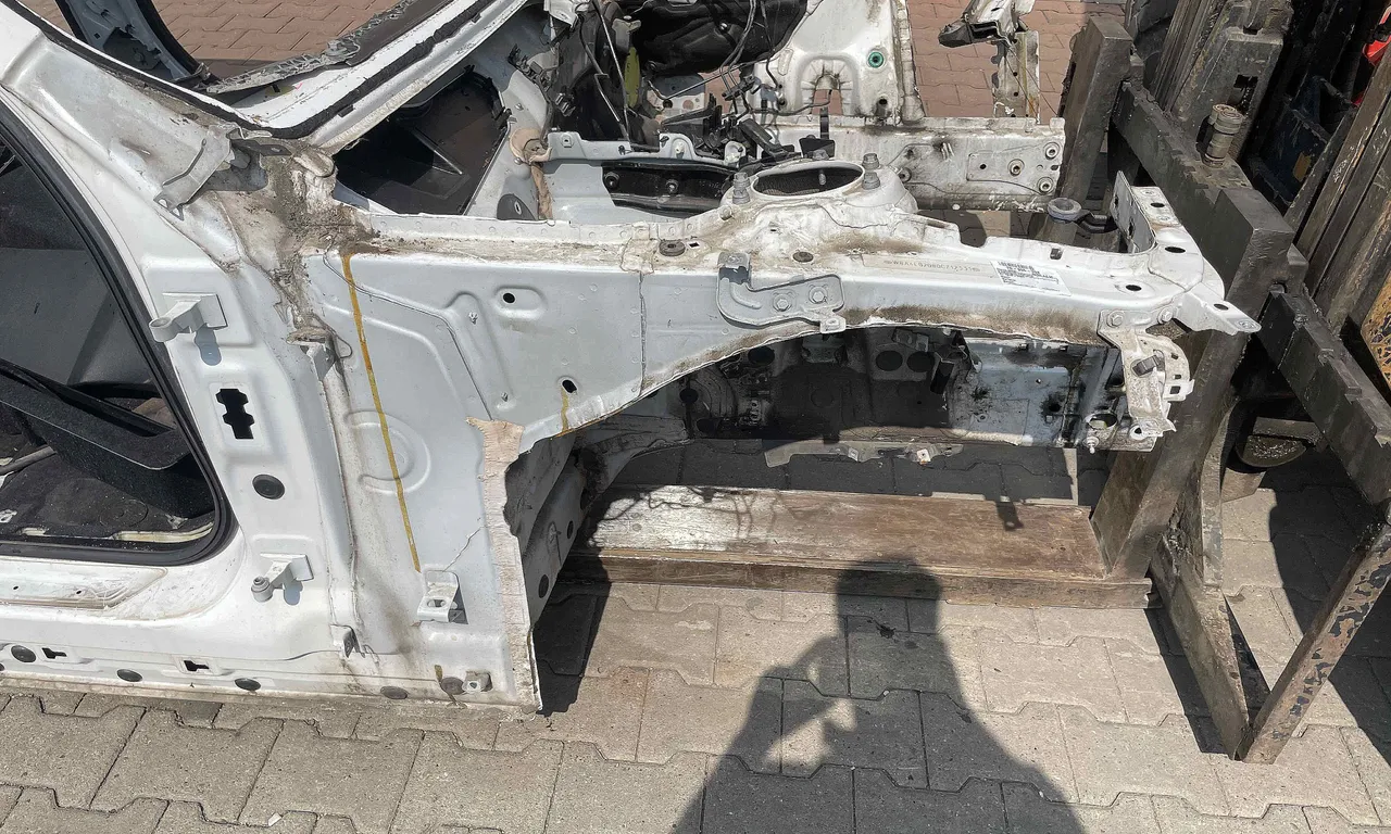 LONJERON DREAPTA BMW 4 Gran 2014-2021