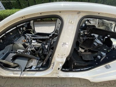 STALP MIJLOC STANGA BMW 4 Gran 420D 2014-2021, vedere frontata
