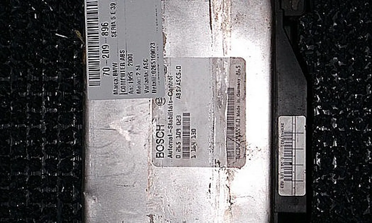 CALCULATOR ABS BMW 5 1995-2003