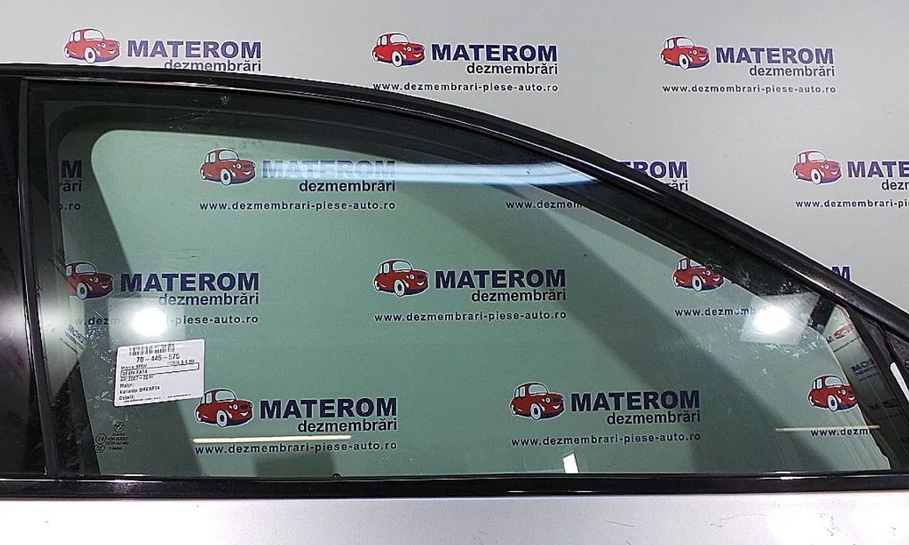 GEAM FATA DREAPTA BMW 5 2001-2010
