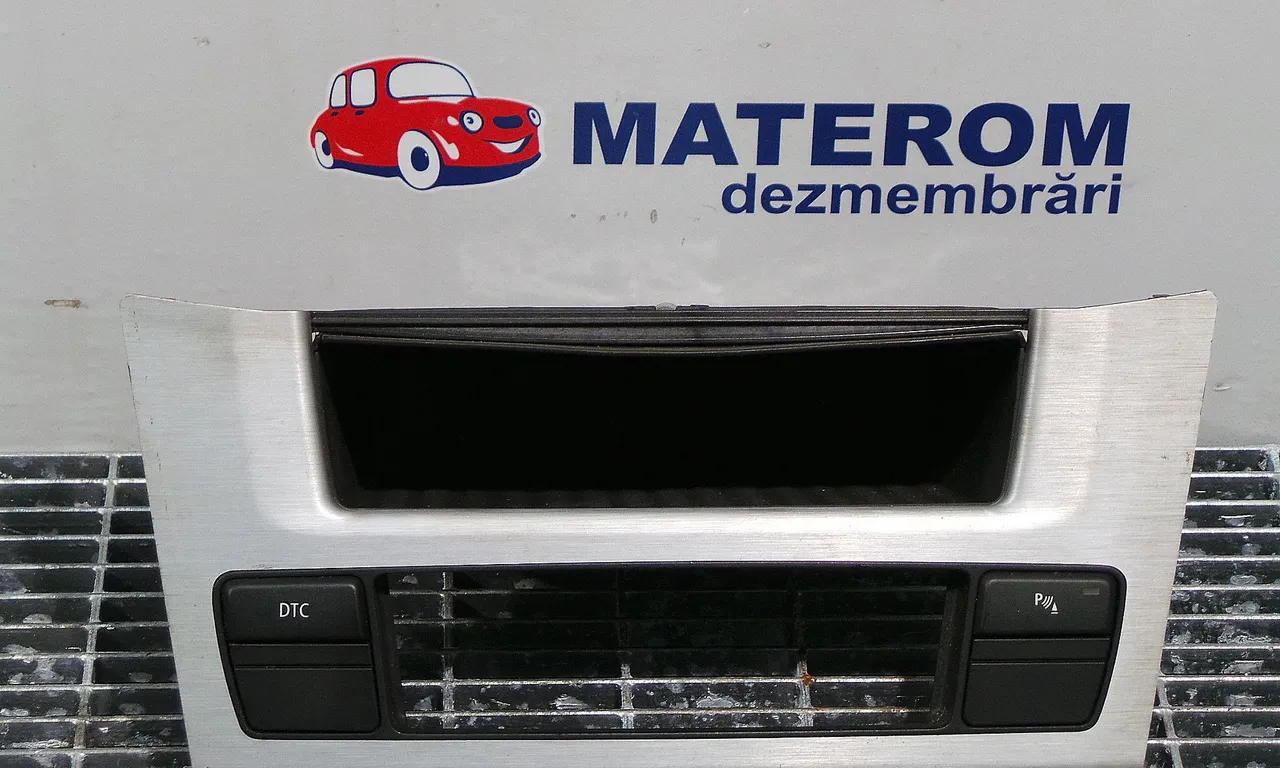 ORNAMENT BORD BMW 5 2001-2010