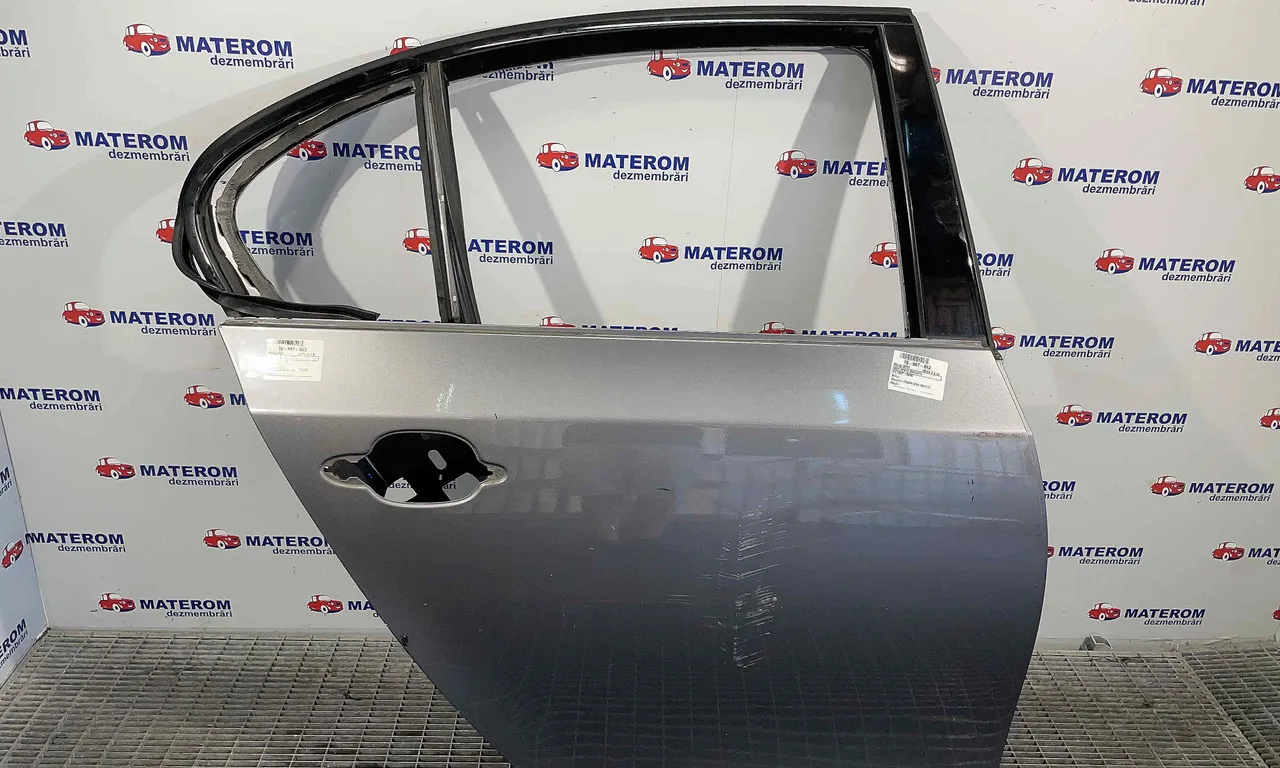 USA SPATE DREAPTA BMW 5 2001-2010