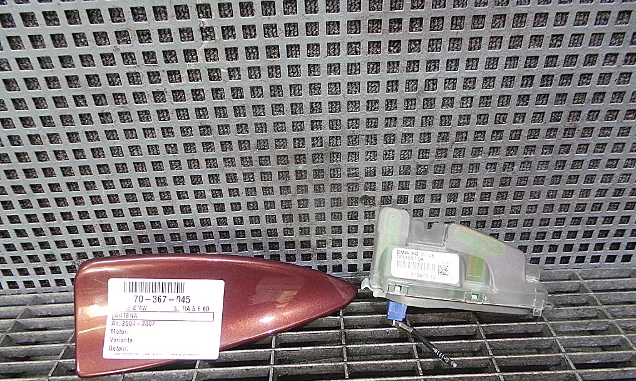 ANTENA BMW 5 2001-2010