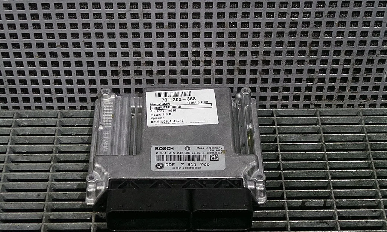 CALCULATOR MOTOR BMW 5 2001-2010