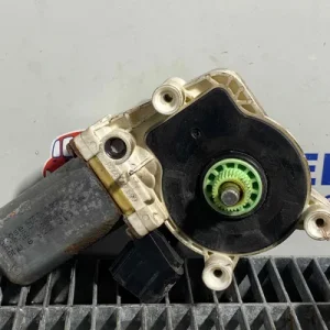 MOTORAS MACARA
