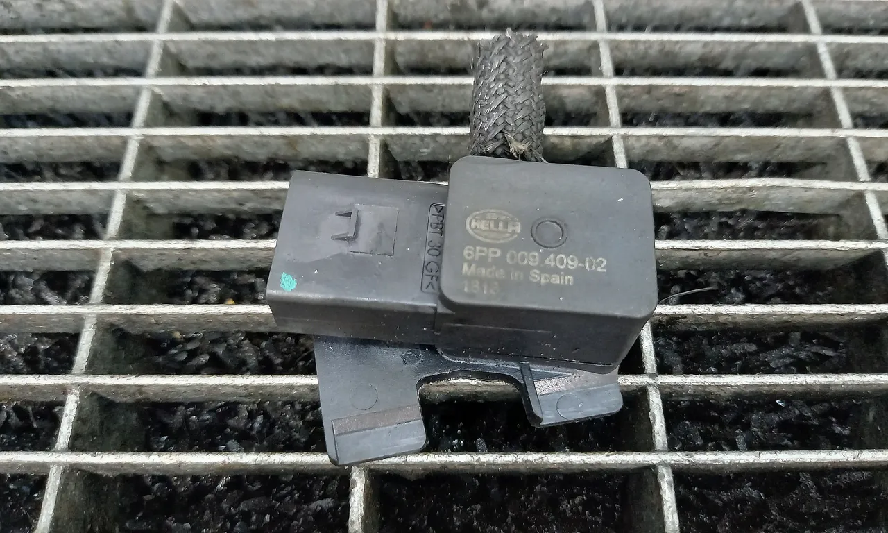 SENZOR FILTRU PARTICULE BMW 5 2001-2010