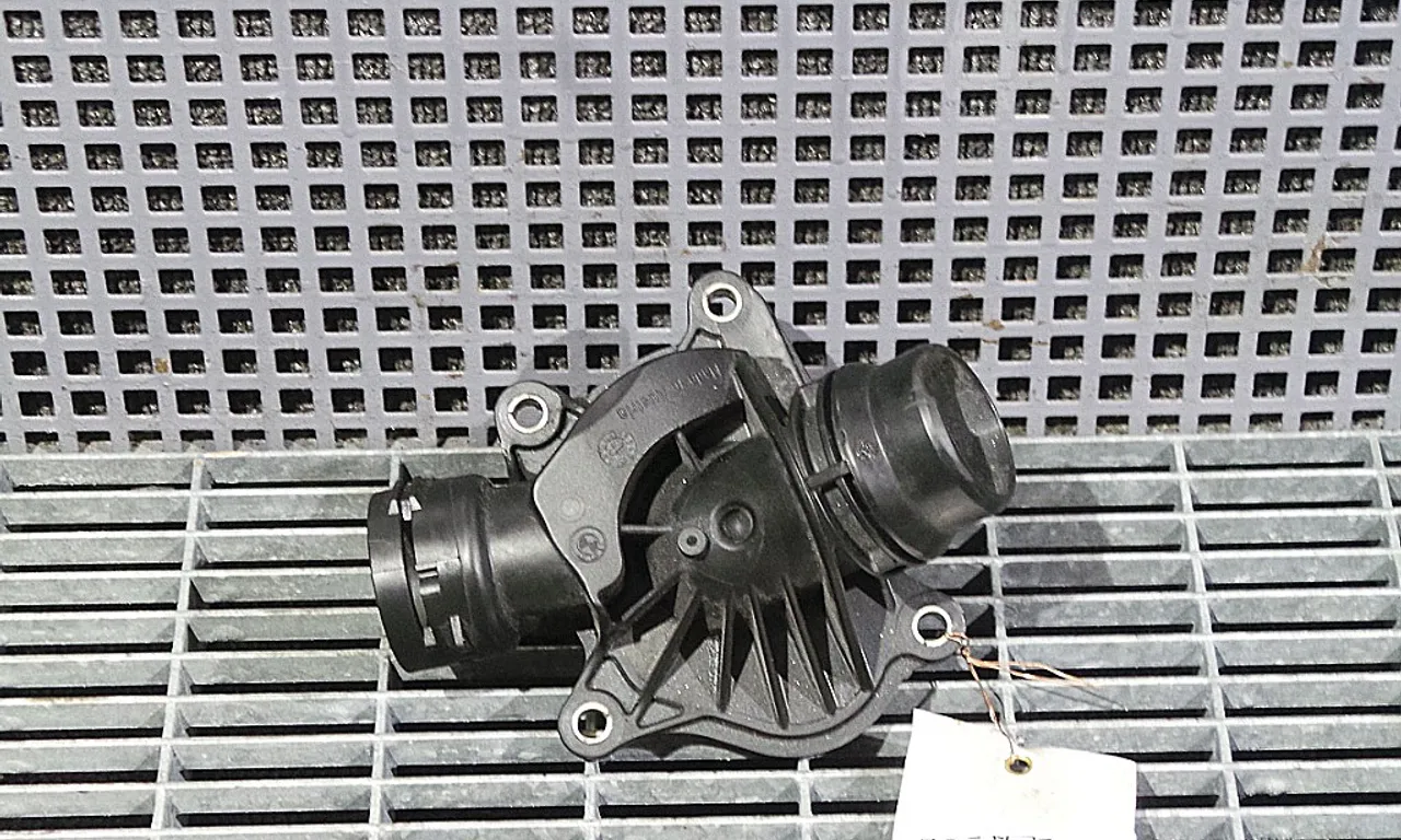 CARCASA TERMOSTAT BMW 5 2001-2010