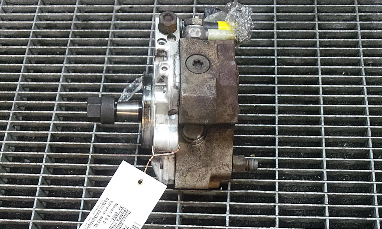 POMPA INALTA PRESIUNE BMW 5 2001-2010