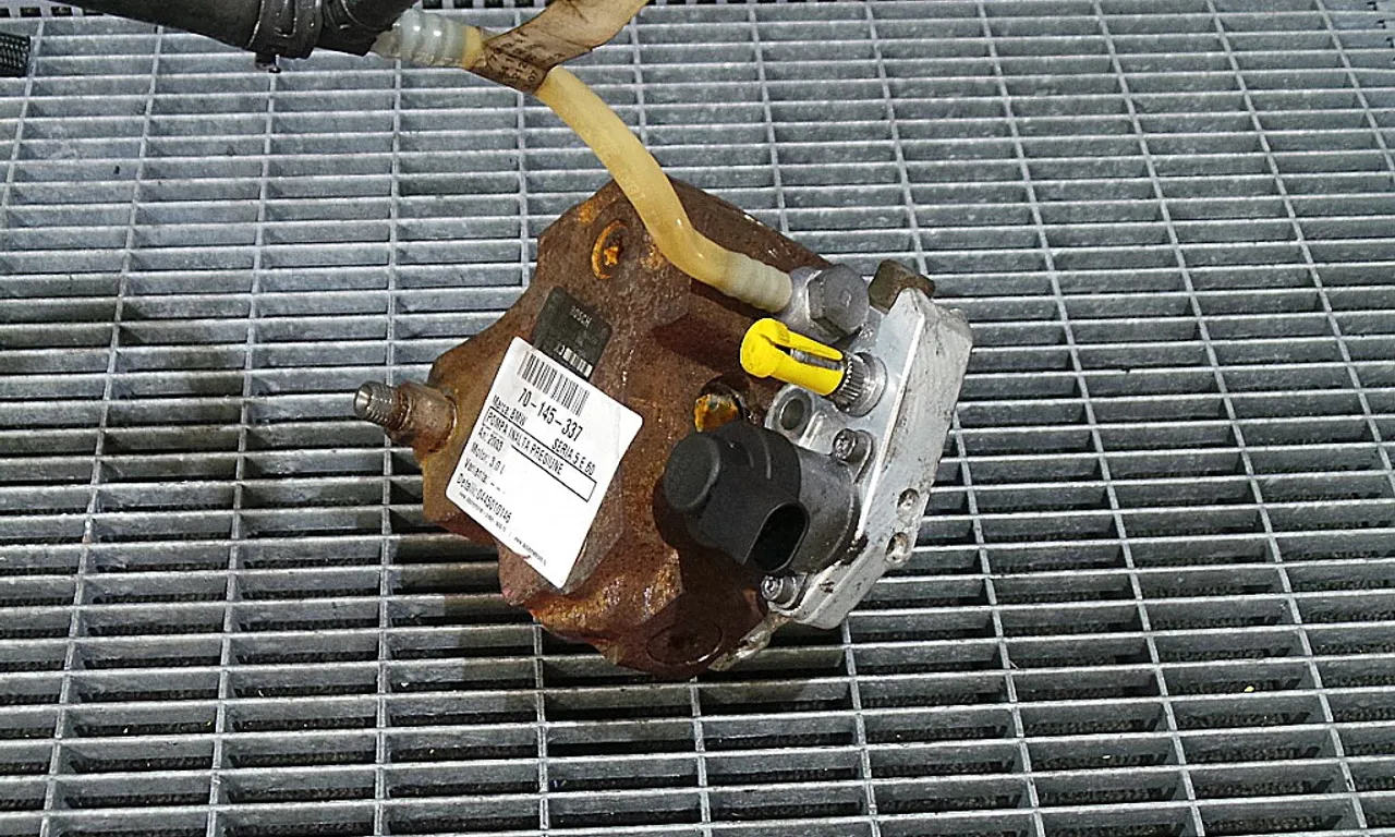 POMPA INALTA PRESIUNE BMW 5 2001-2010