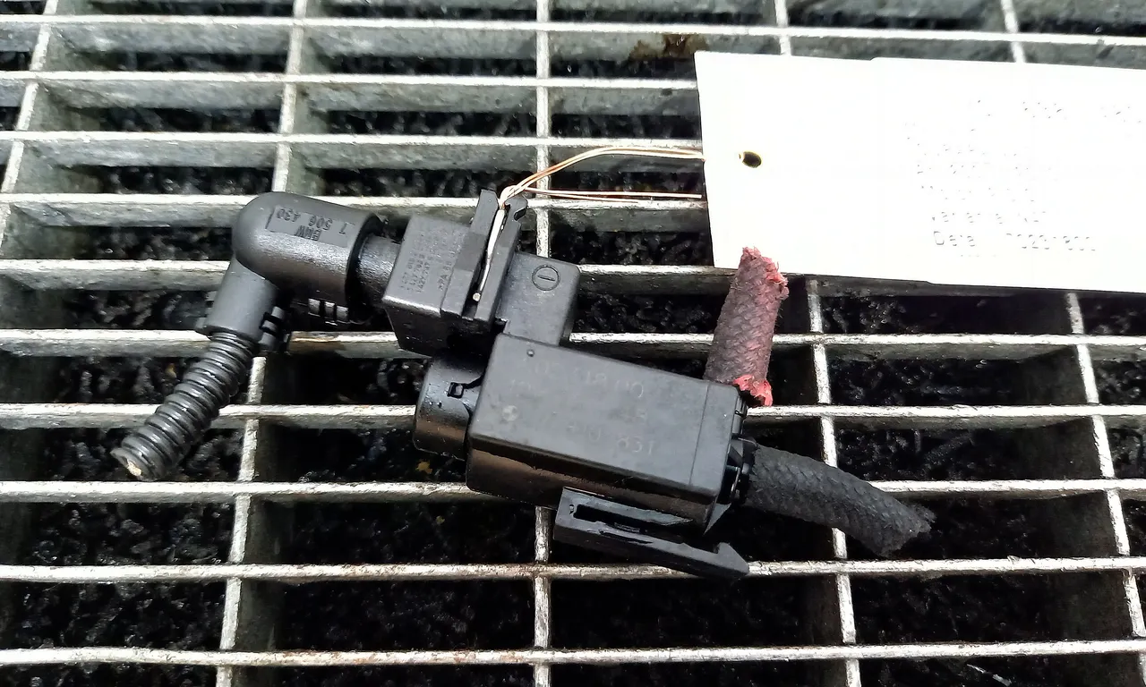 SUPAPA VACUUM BMW 5 2001-2010
