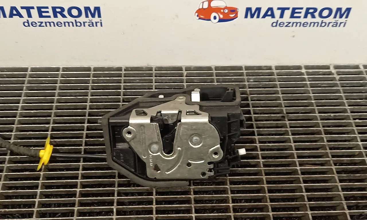 INCUIETOARE USA FATA STANGA BMW 5 2004-2010