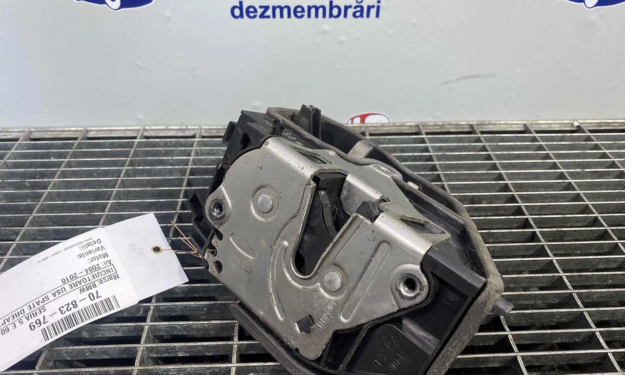 INCUIETOARE USA SPATE DREAPTA BMW 5 2004-2010