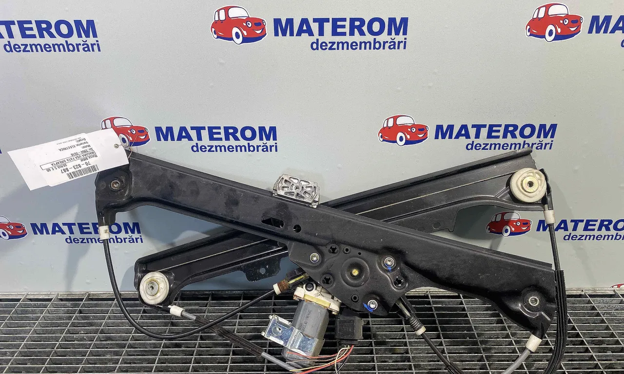 MACARA USA FATA DREAPTA BMW 5 2004-2010
