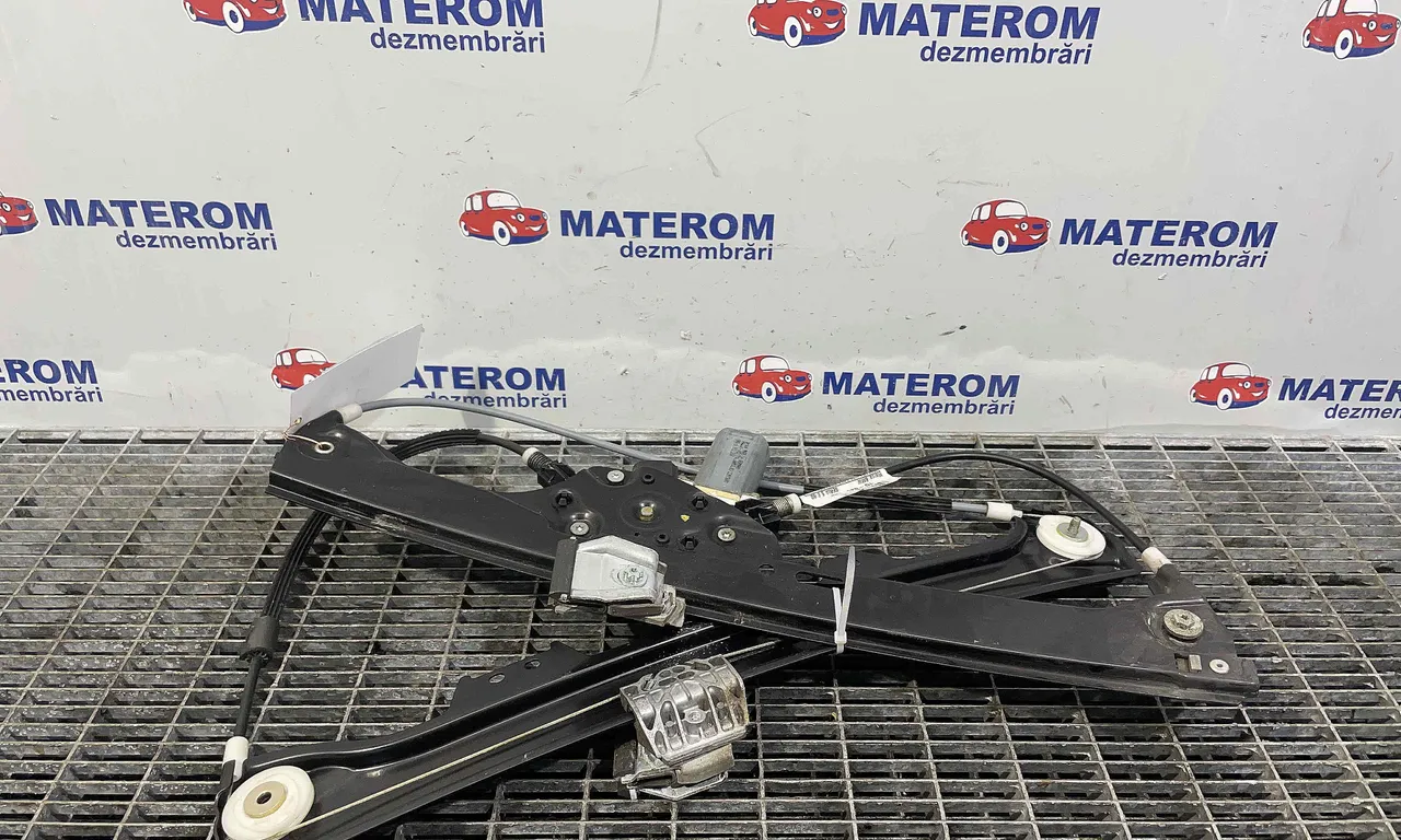 MACARA USA FATA DREAPTA BMW 5 2004-2010