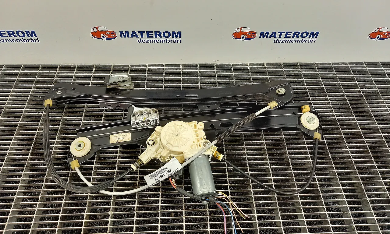 MACARA USA FATA DREAPTA BMW 5 2004-2010