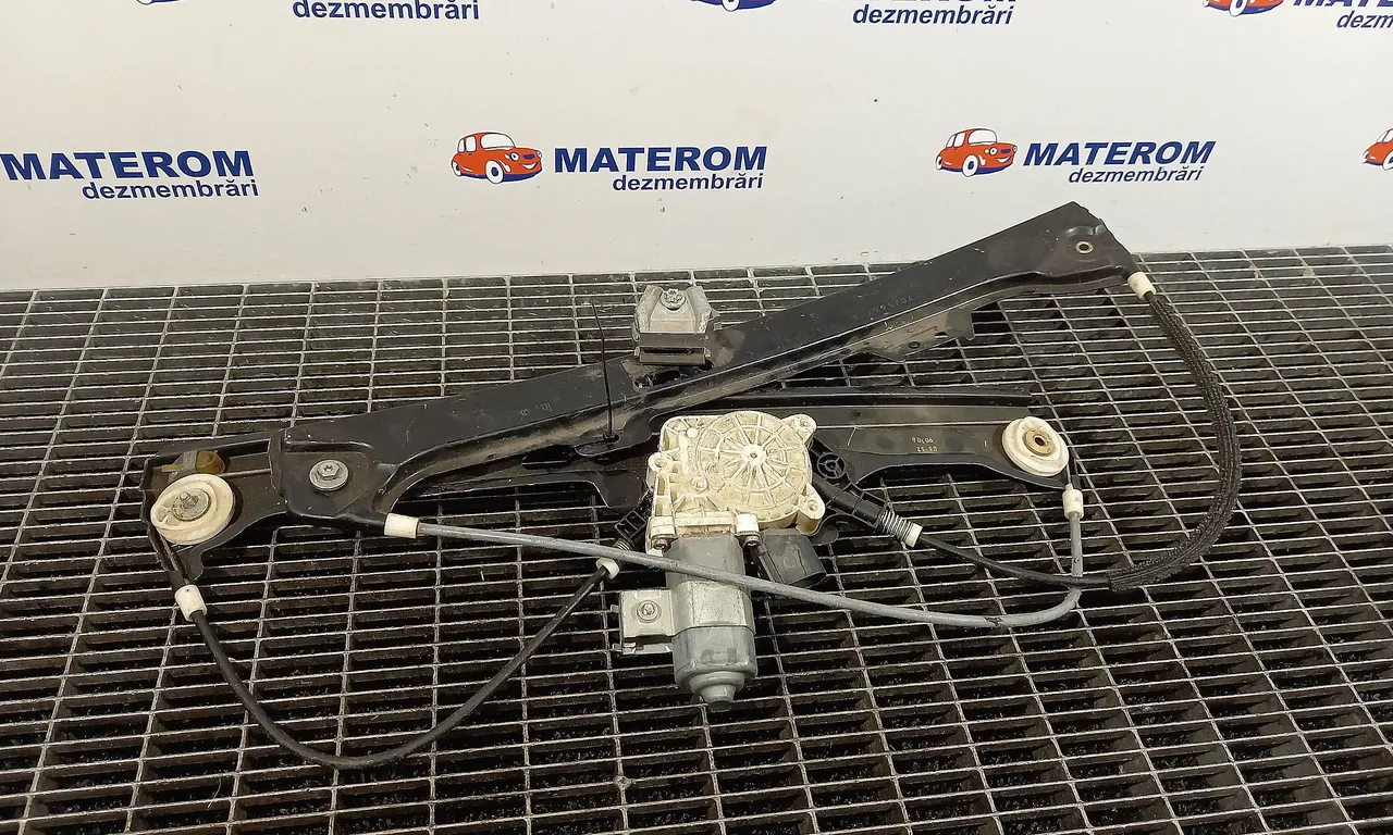 MACARA USA FATA STANGA BMW 5 2004-2010