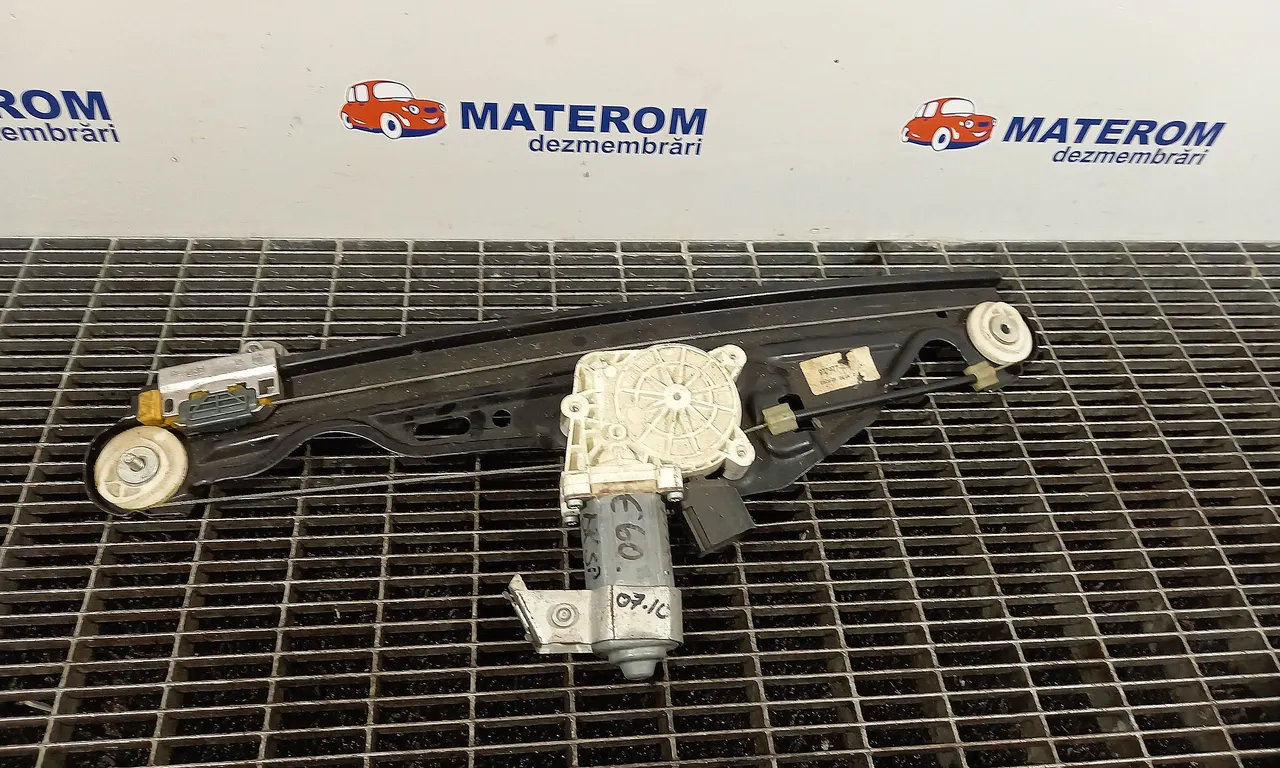 MACARA USA SPATE DREAPTA BMW 5 2004-2010