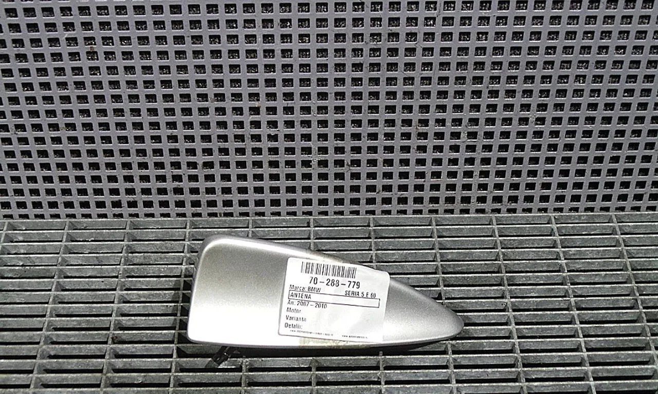 ANTENA BMW 5 2004-2010