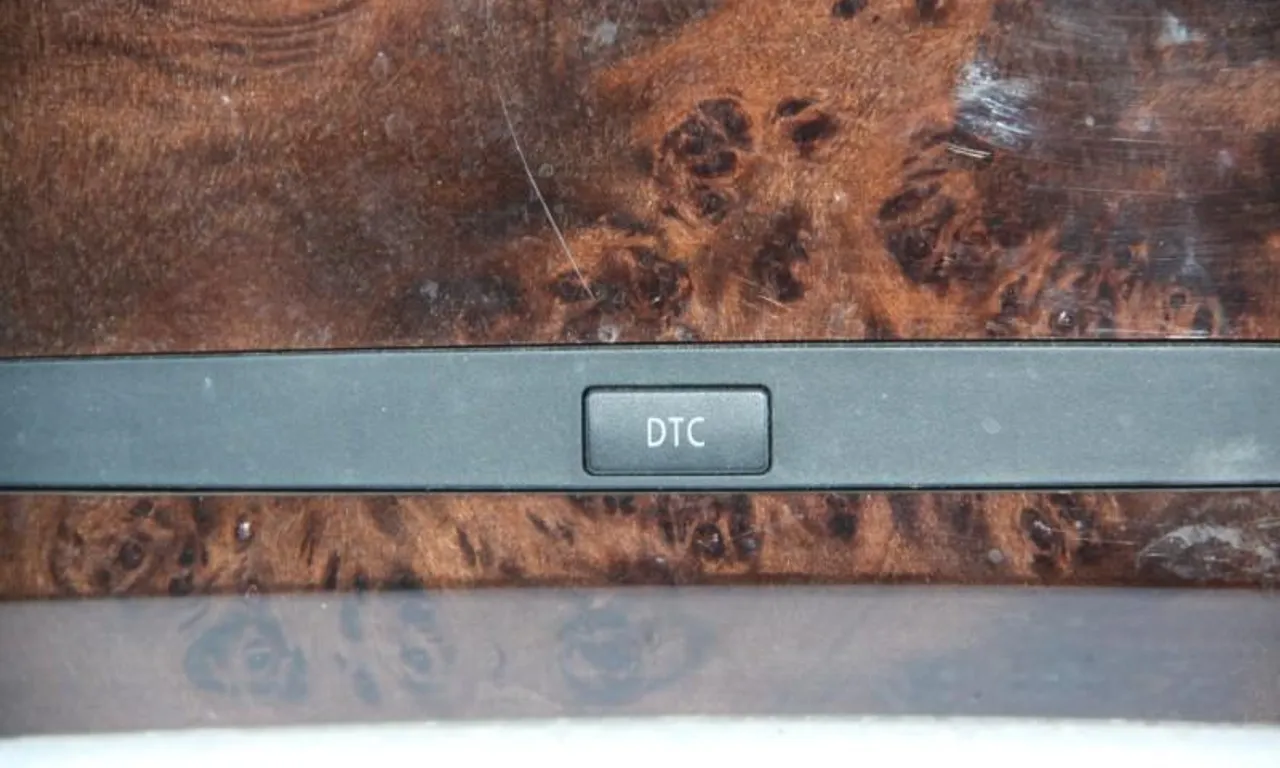 Buton DTC BMW 5 2004-2010