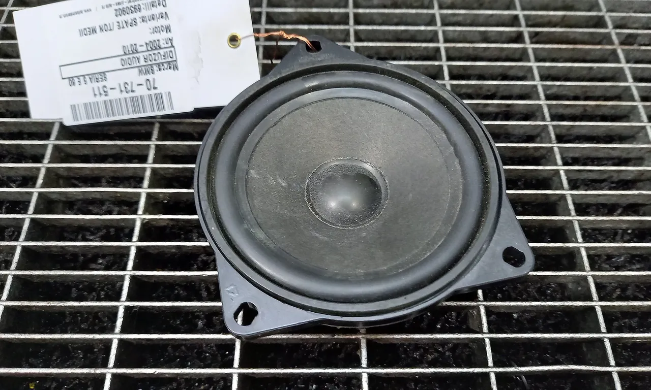 DIFUZOR AUDIO BMW 5 2004-2010