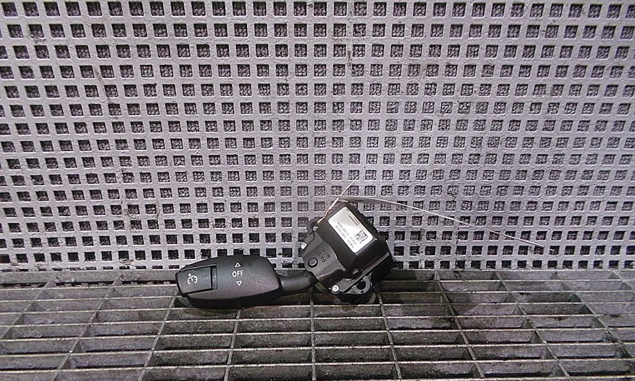 MANETA PILOT AUTOMAT BMW 5 2004-2010