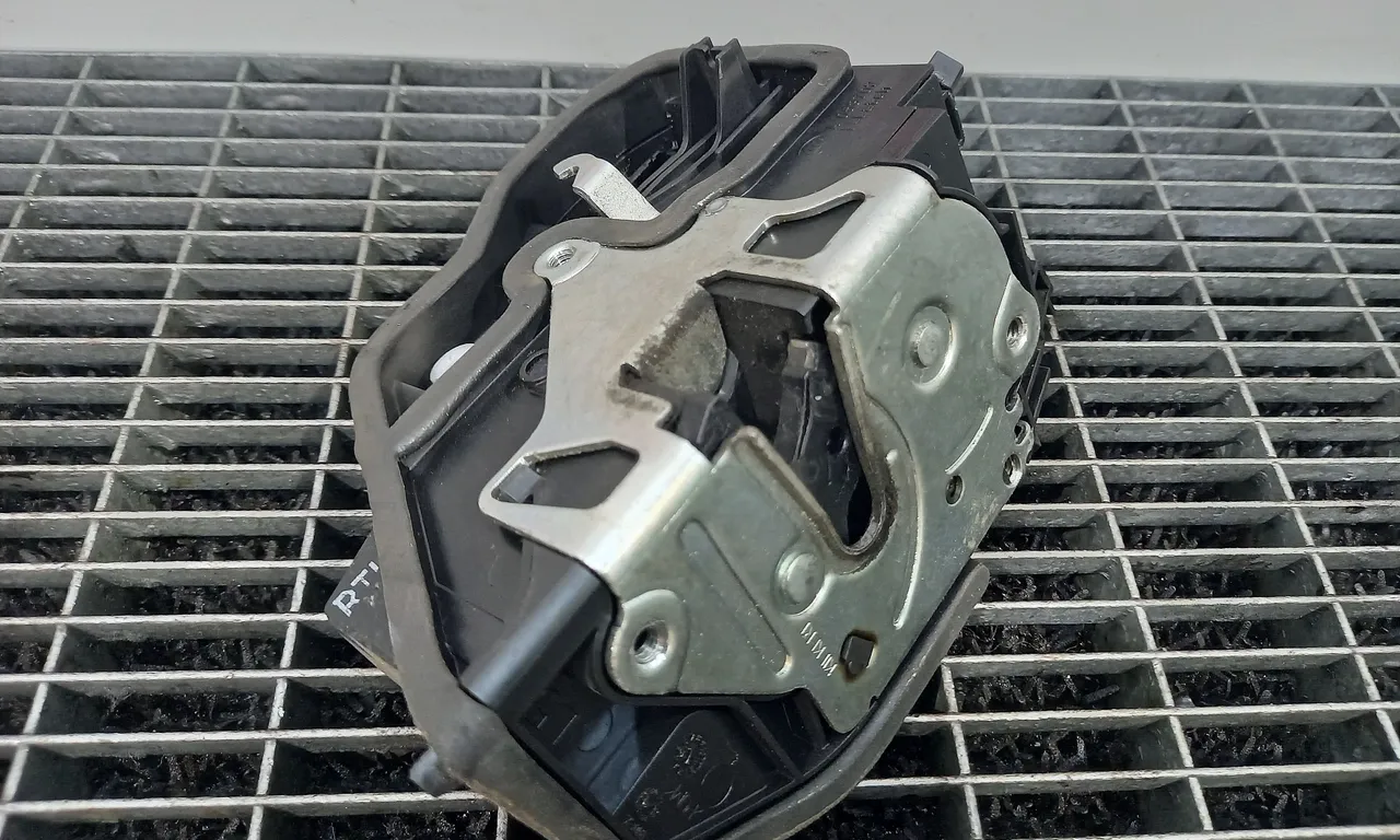 INCUIETOARE USA FATA STANGA BMW 5 2009-2017