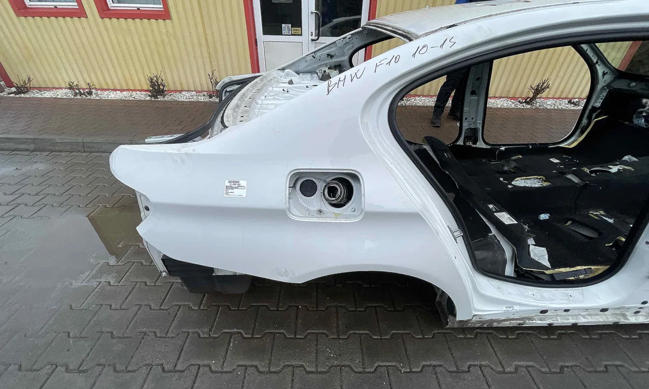 ARIPA SPATE DREAPTA BMW 5 2009-2016