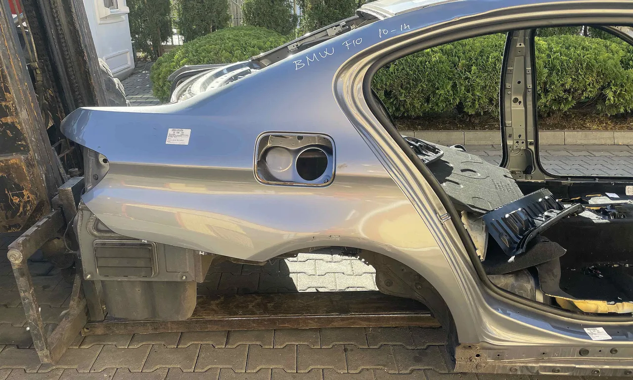 ARIPA SPATE DREAPTA BMW 5 2009-2016